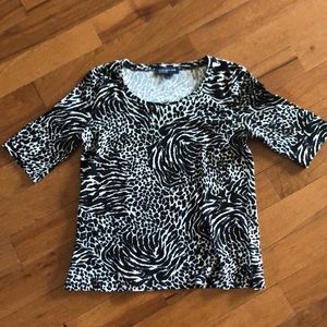 Jones NY black/white print shirt